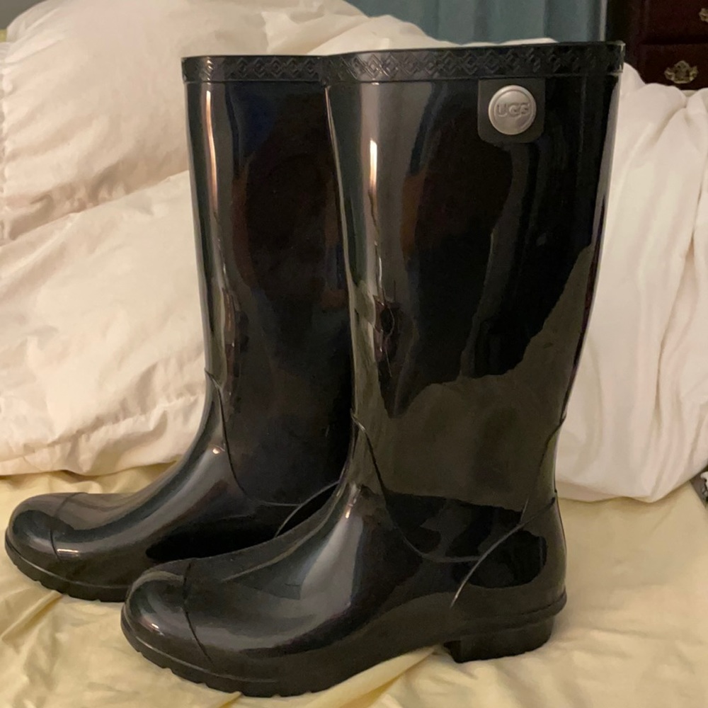 Ugg black Rain boots size 8